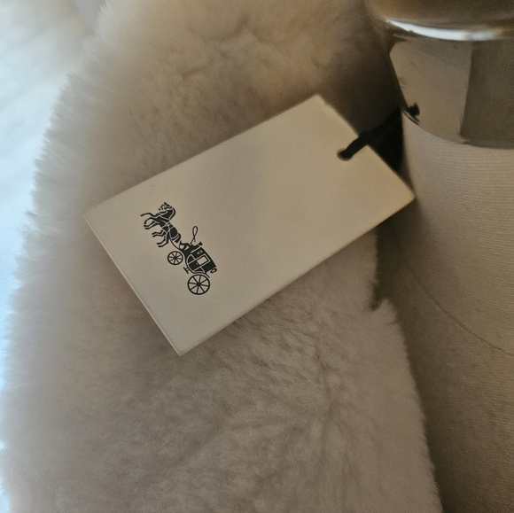 Coach Dark Floral Puffer Coat - Picture 15 of 16